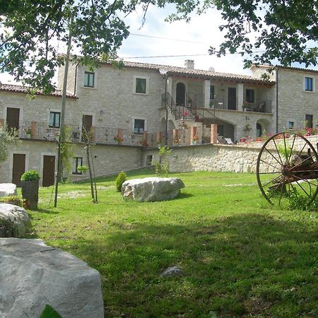 Agriturismo Borgo San Martino Abbateggio Exterior photo